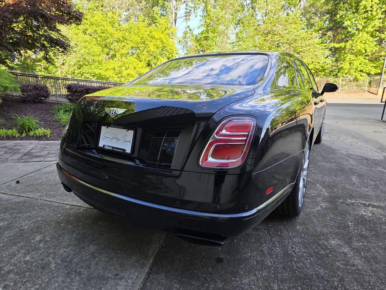 Used 2017 Bentley Mulsanne RWD image 43