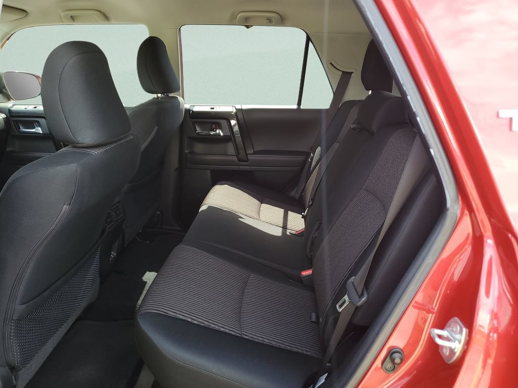Used 2022 Toyota 4Runner TRD Off-Road AWD/4WD image 10