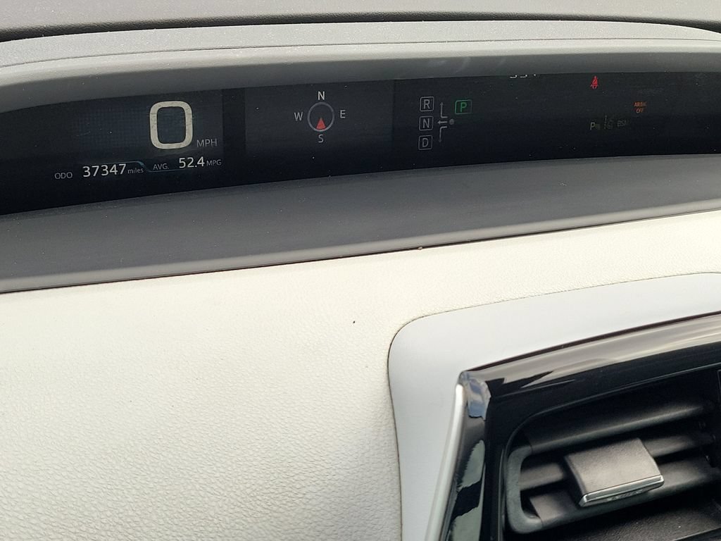 Used 2017 Toyota Prius Four FWD image 13