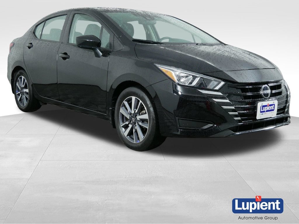 Used 2024 Nissan Versa SV w/ Trunk Package FWD image 1