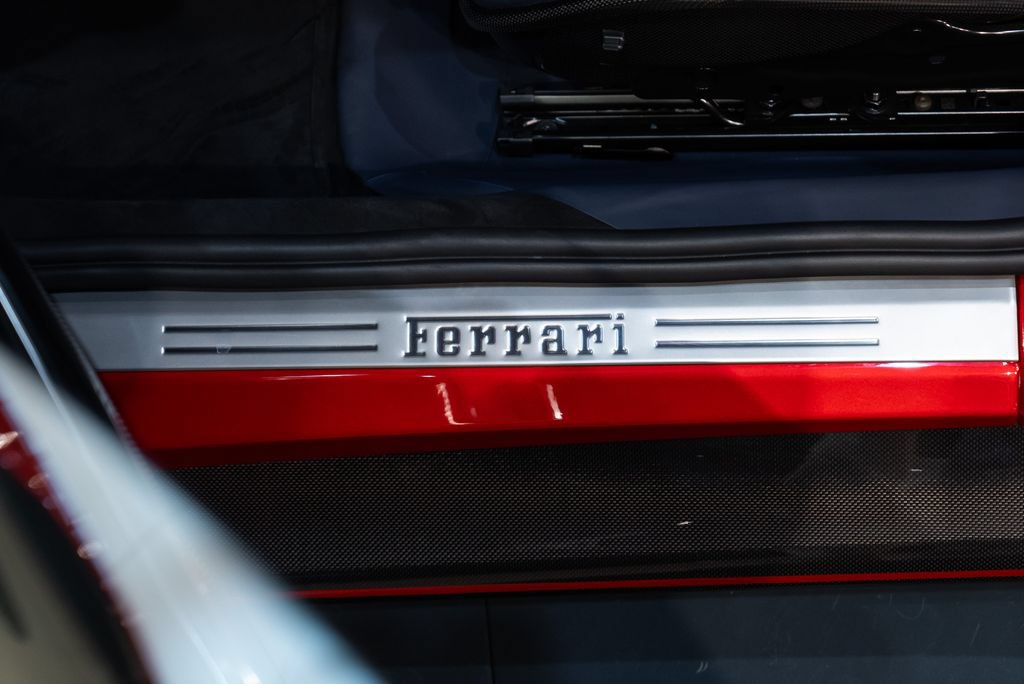 Certified 2025 Ferrari 12Cilindri RWD image 26