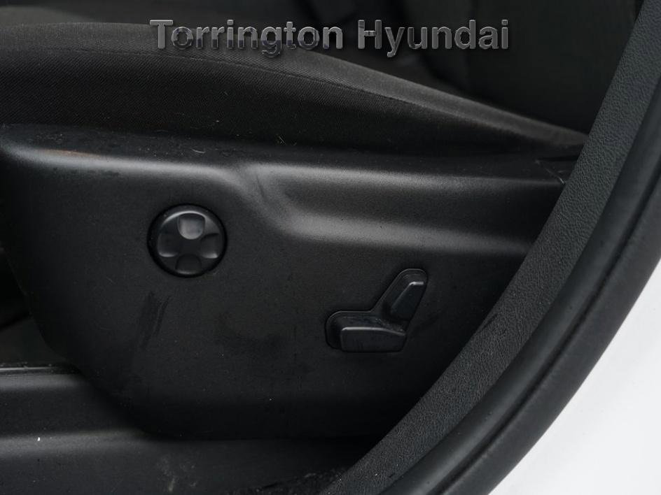 Used 2020 Jeep Grand Cherokee Laredo image 21