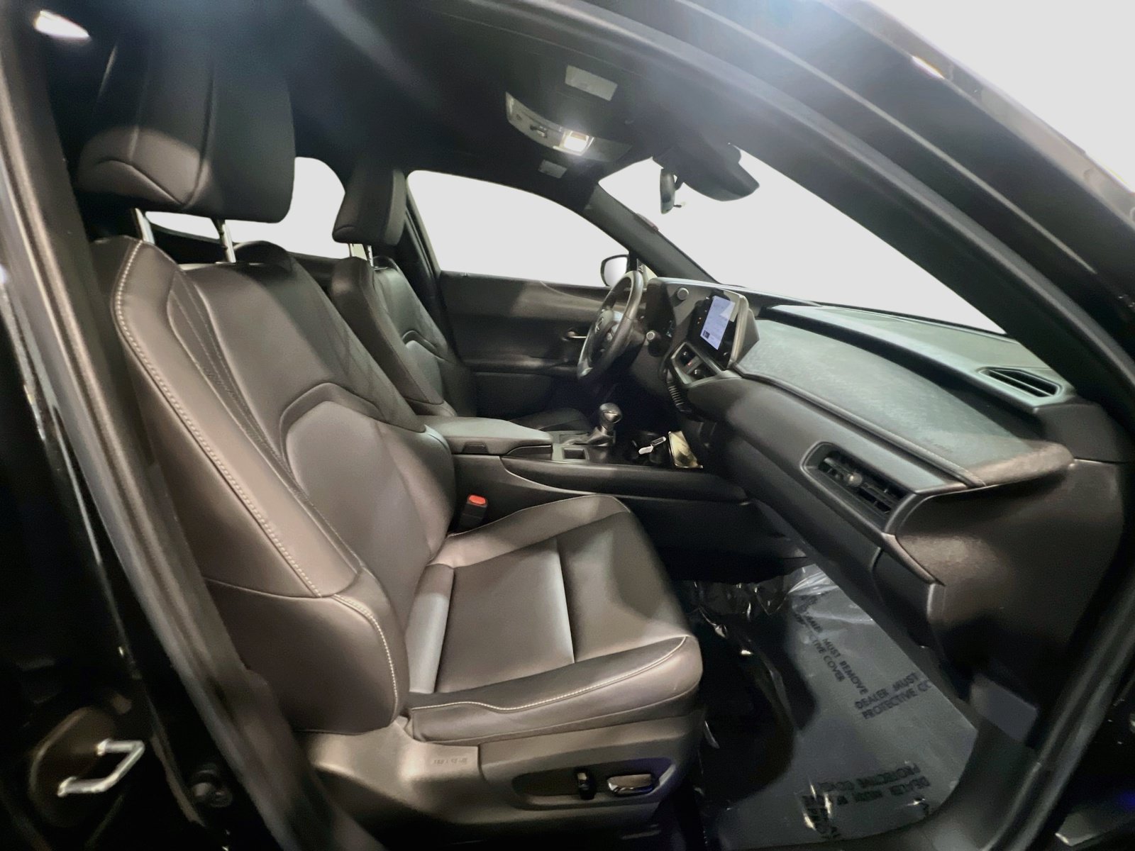Used 2023 Lexus UX 250h AWD image 20
