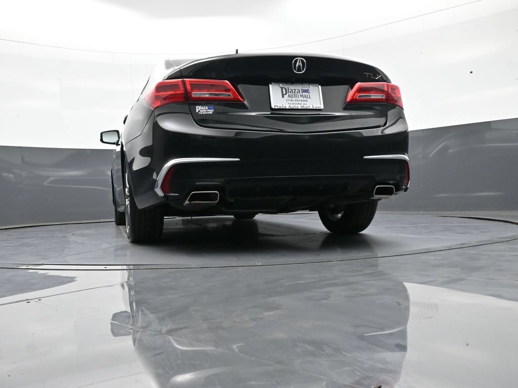 Used 2018 Acura TLX w/ Technology Package FWD image 31