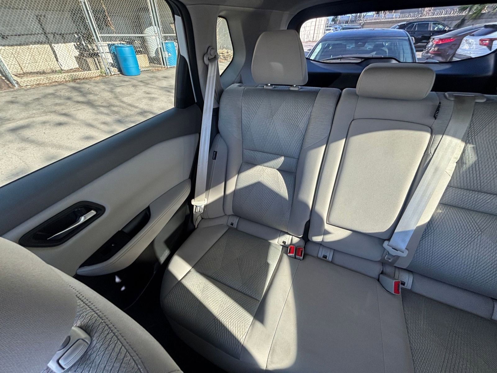 Used 2025 Nissan Rogue SV FWD image 41