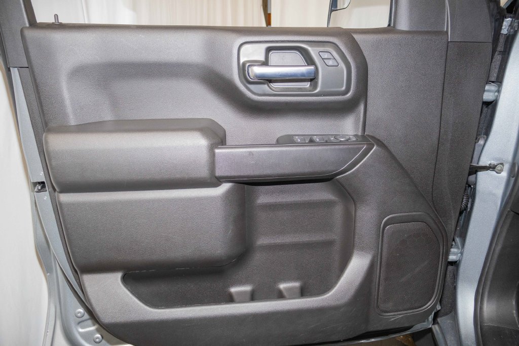 Used 2025 Chevrolet Silverado 1500 Custom AWD/4WD image 10