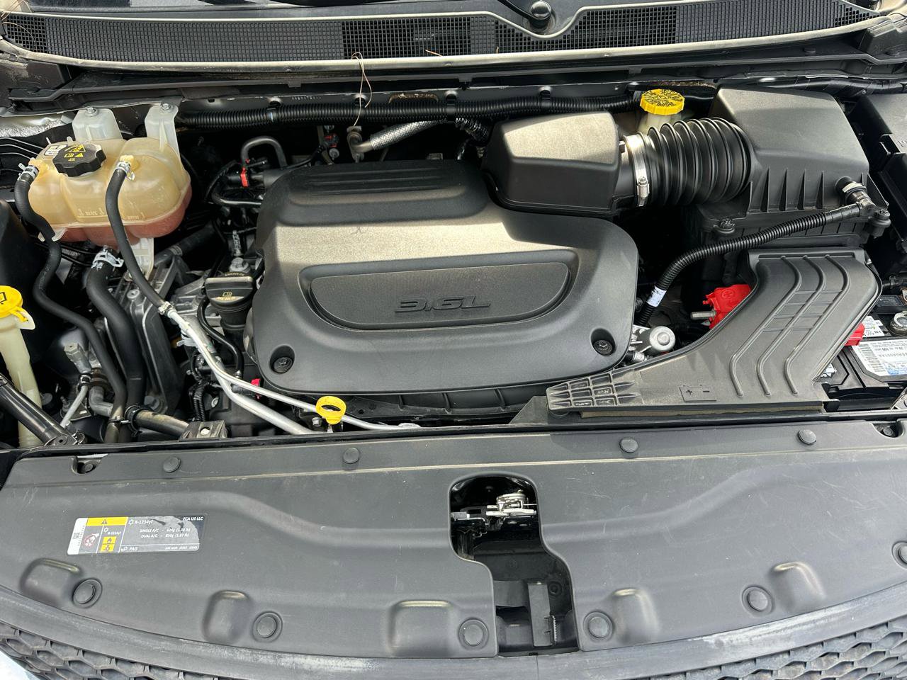 Used 2020 Chrysler Voyager Lxi FWD image 14