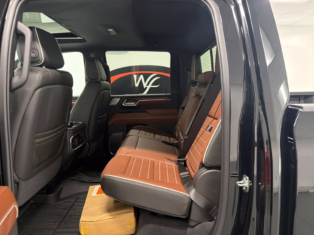 New 2026 GMC Sierra 3500 Denali Ultimate AWD/4WD image 16