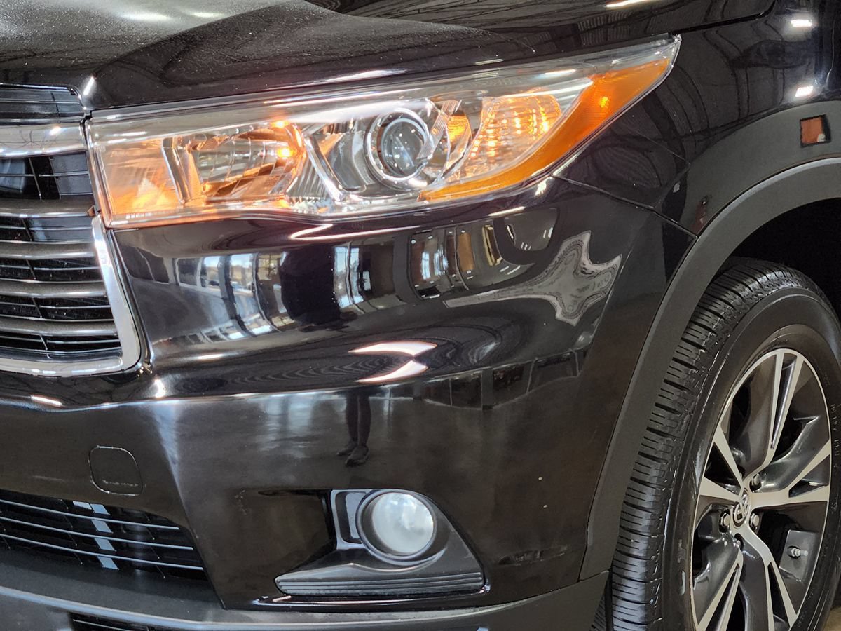Used 2016 Toyota Highlander XLE FWD image 14