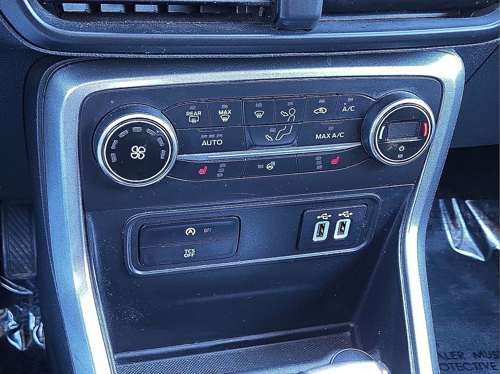 Used 2020 Ford EcoSport SES image 28