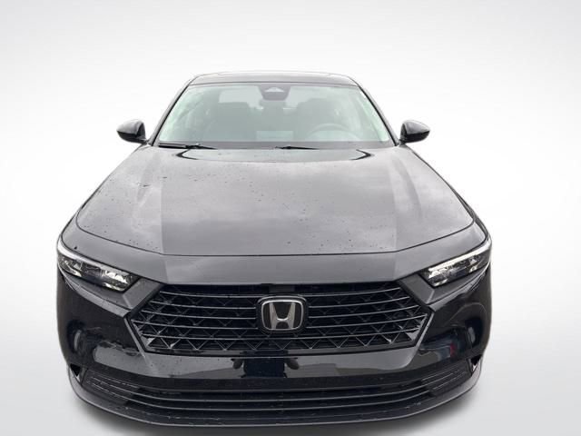 New 2025 Honda Accord SE image 2