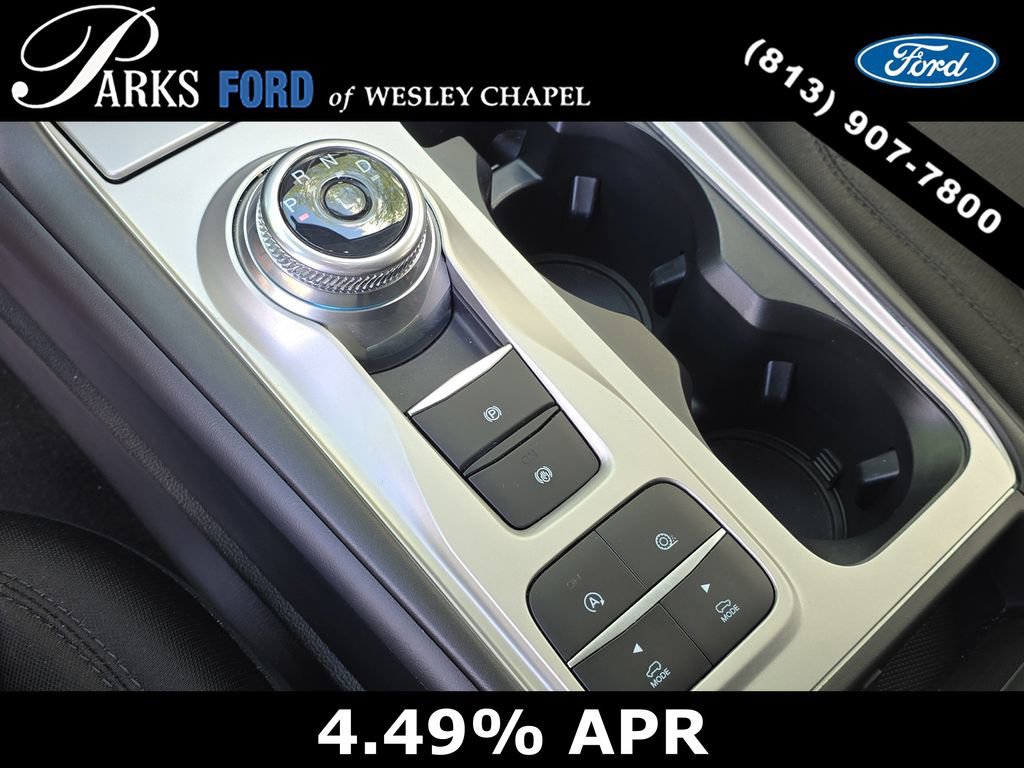 Certified 2024 Ford Explorer XLT RWD image 24