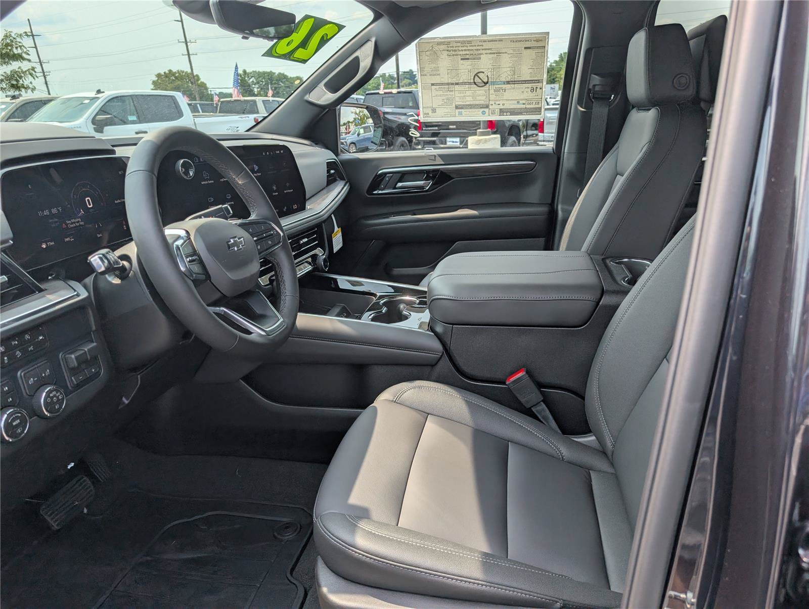 New 2026 Chevrolet Suburban Z71 w/ Z71 Off-Road Package AWD/4WD image 15
