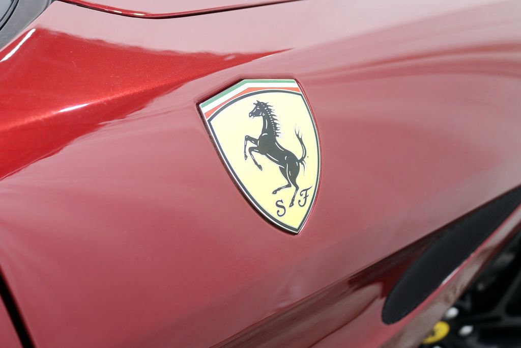 Used 2015 Ferrari California T RWD image 14
