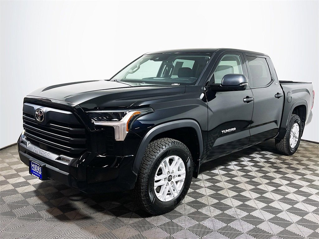 Used 2022 Toyota Tundra SR5 image 4