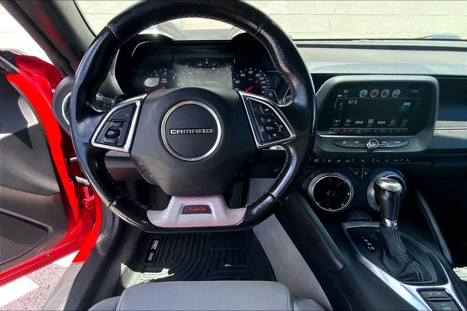Used 2018 Chevrolet Camaro SS RWD image 13