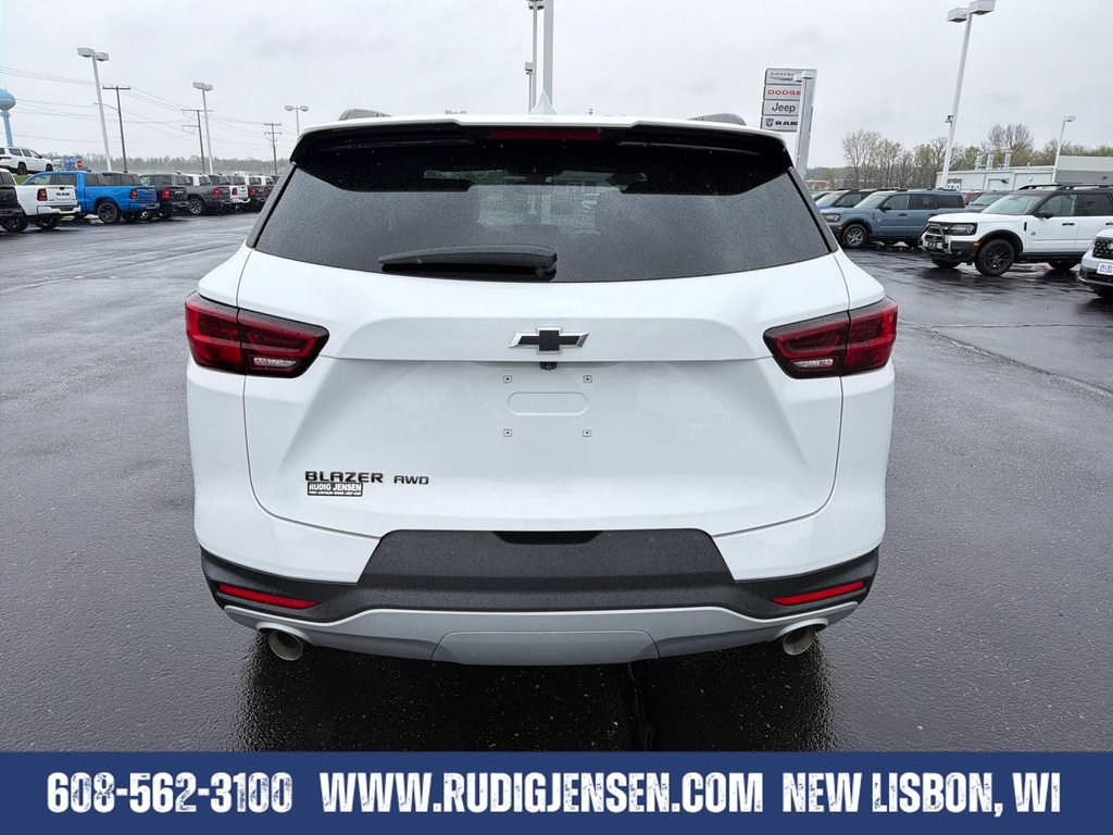 Used 2023 Chevrolet Blazer LT w/ Convenience Package AWD/4WD image 5