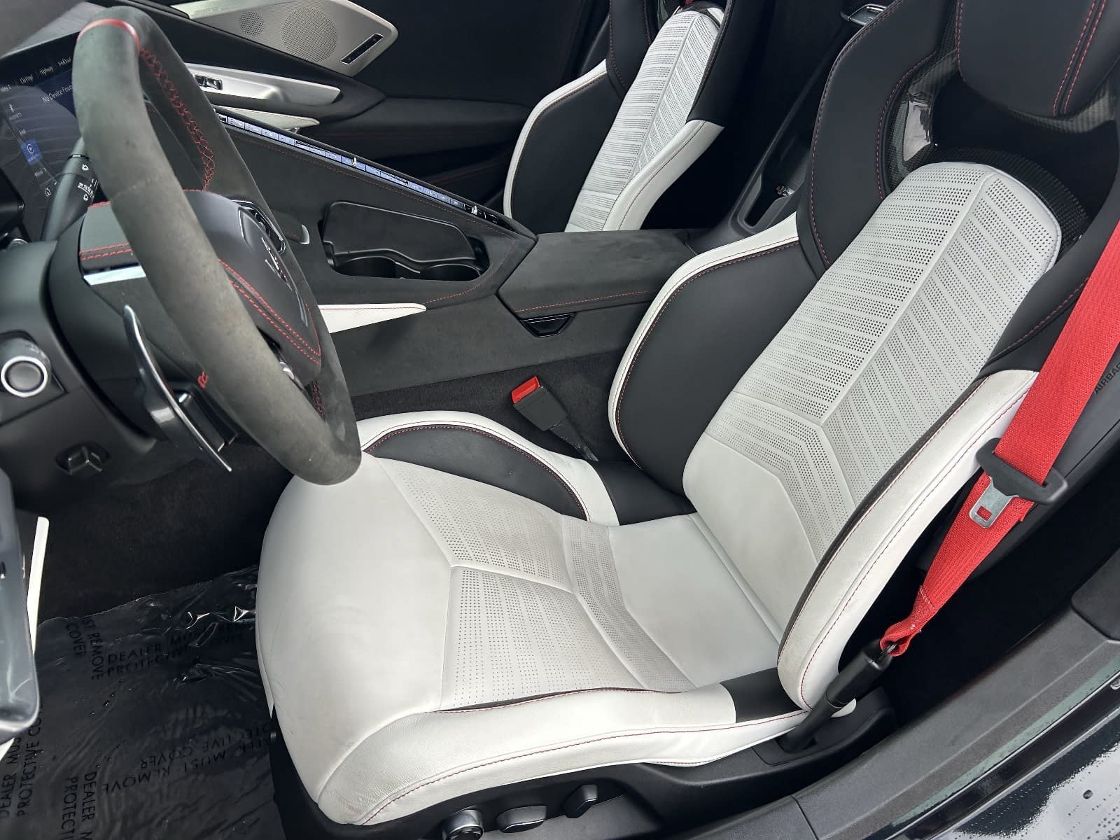 Used 2023 Chevrolet Corvette Stingray Premium Cpe w/ Z51 Performance Package RWD image 24