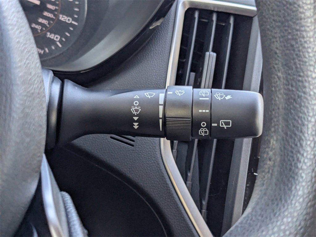 Used 2019 Subaru Crosstrek 2.0i w/ Eyesight System image 36