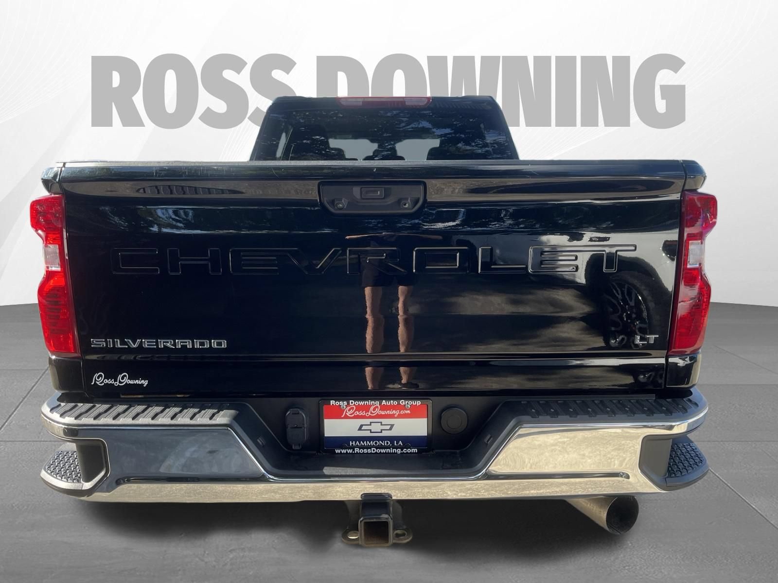 Used 2025 Chevrolet Silverado 2500 LT w/ Convenience Package AWD/4WD image 5