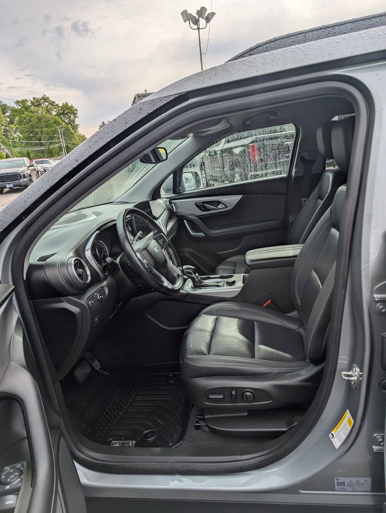 Used 2023 Chevrolet Blazer LT AWD/4WD image 13