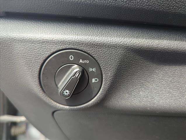 Used 2019 Volkswagen Jetta SE FWD image 18