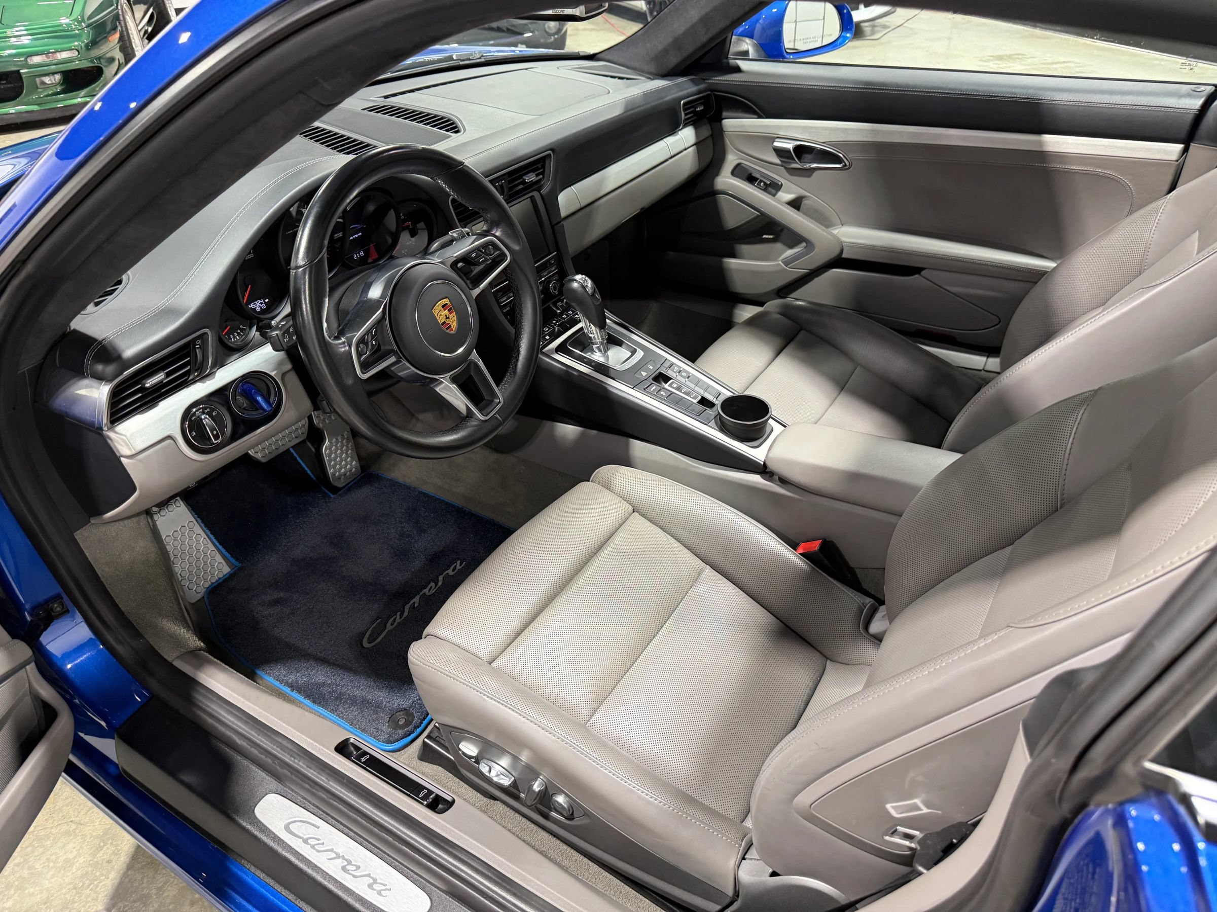 Used 2015 Porsche 911 Carrera image 52