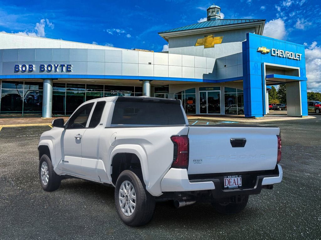 Used 2025 Toyota Tacoma SR5 RWD image 6