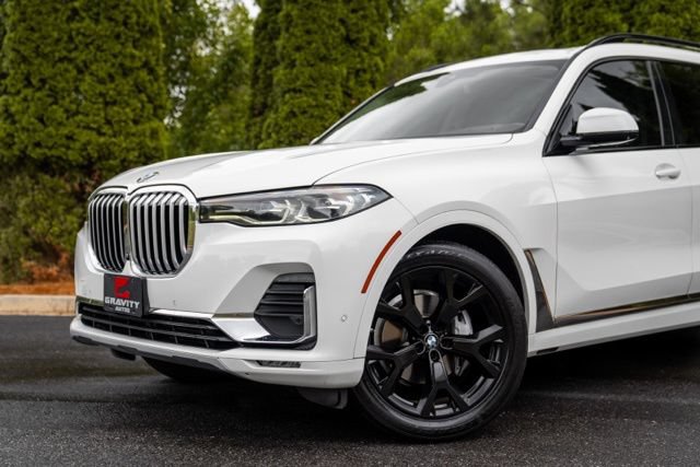 Used 2021 BMW X7 xDrive40i w/ Premium Package AWD/4WD image 3