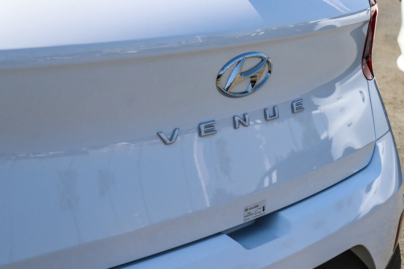 Used 2026 Hyundai Venue SEL FWD image 12
