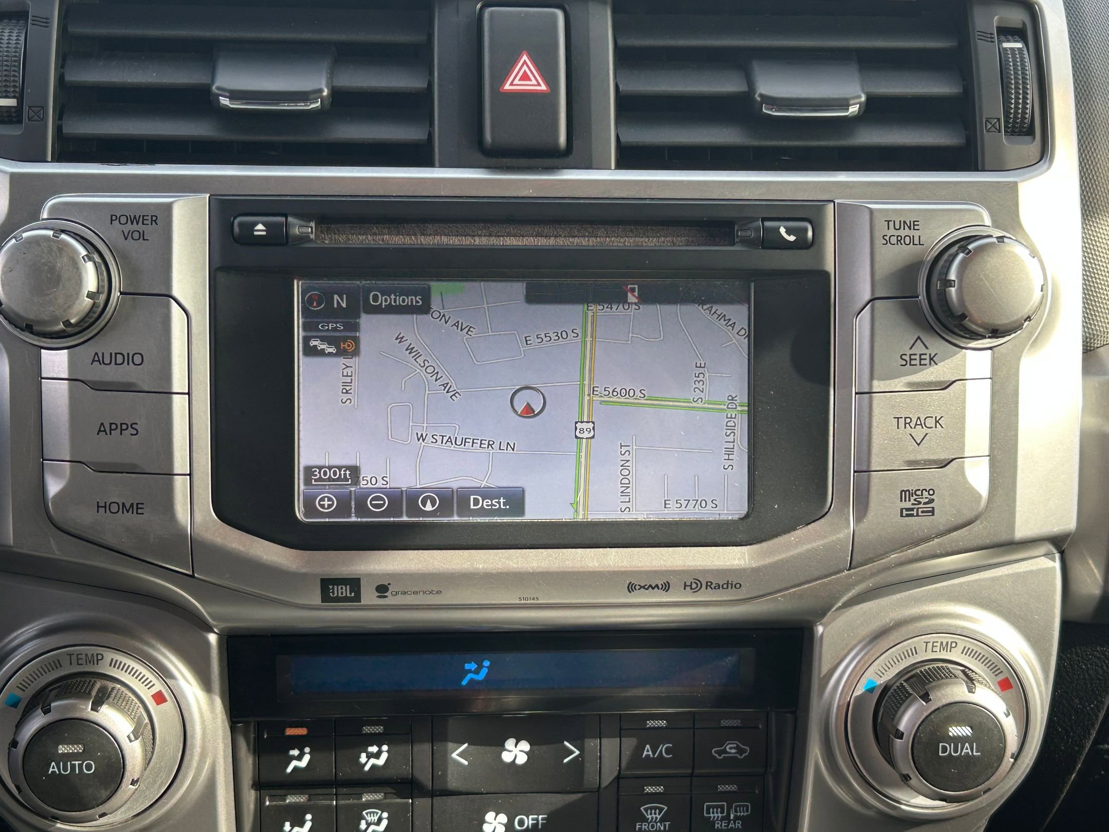 Used 2017 Toyota 4Runner Limited AWD/4WD image 21