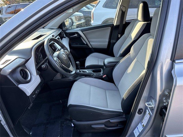 Used 2017 Toyota RAV4 XLE image 14