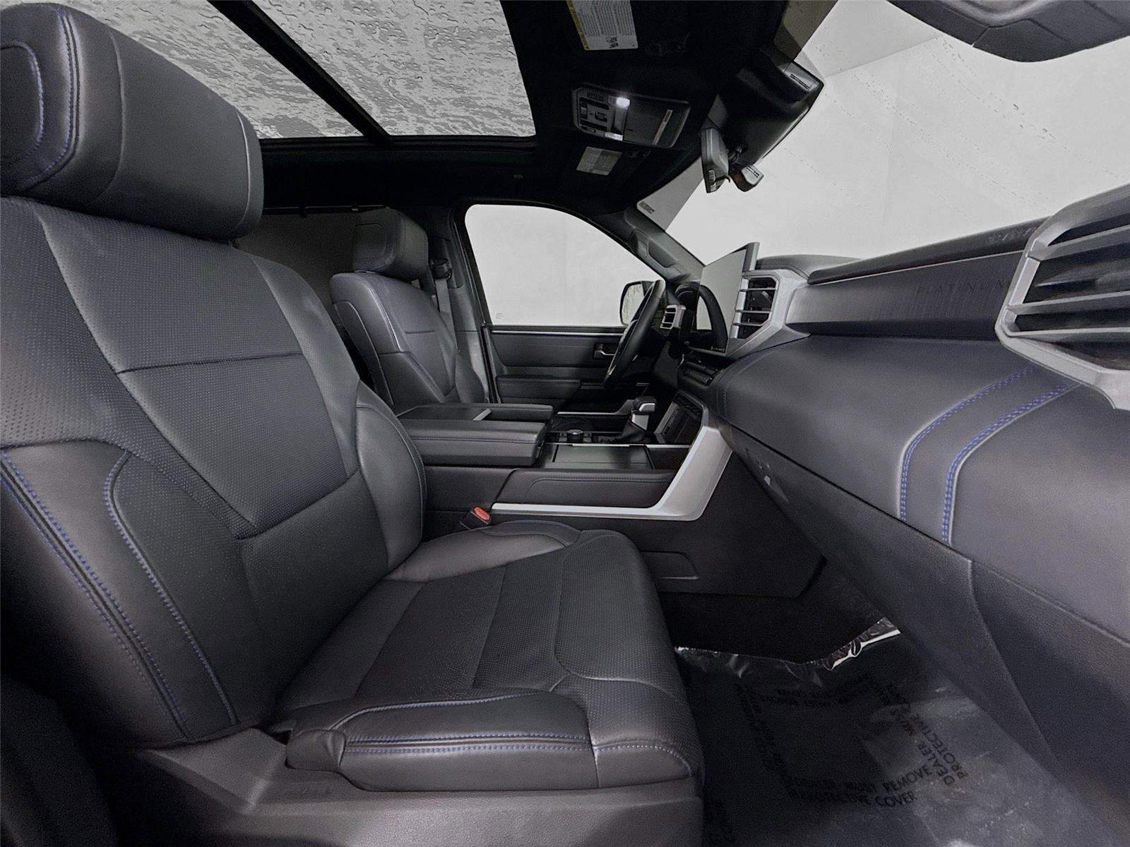 Used 2024 Toyota Tundra Platinum AWD/4WD image 46