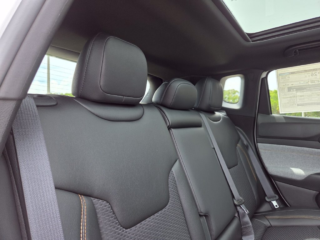 New 2026 Jeep Compass Latitude AWD/4WD image 19