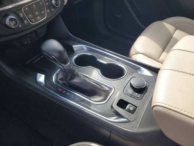 Used 2023 Chevrolet Traverse Premier w/ LPO, Cargo Package FWD image 20