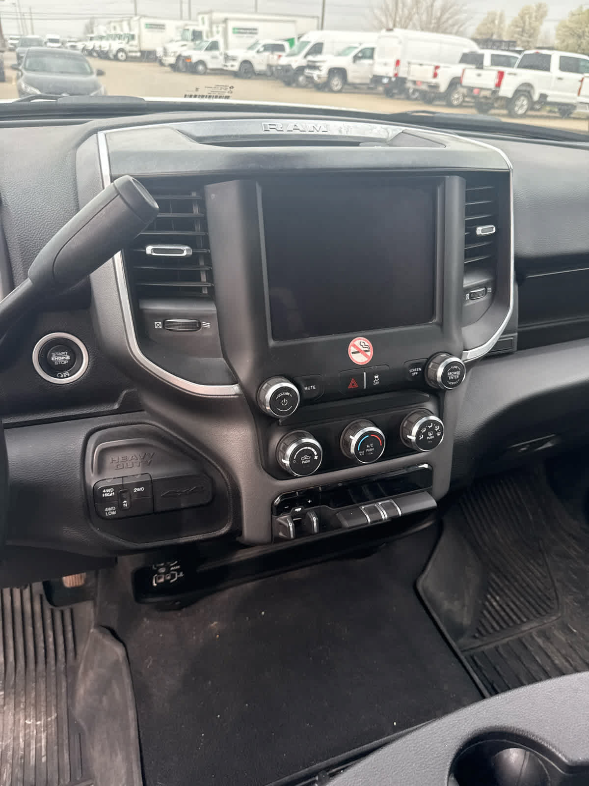 Used 2024 RAM 3500 Big Horn AWD/4WD image 10
