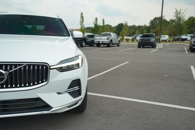 Used 2023 Volvo XC60 T8 Ultimate w/ Climate Package image 33