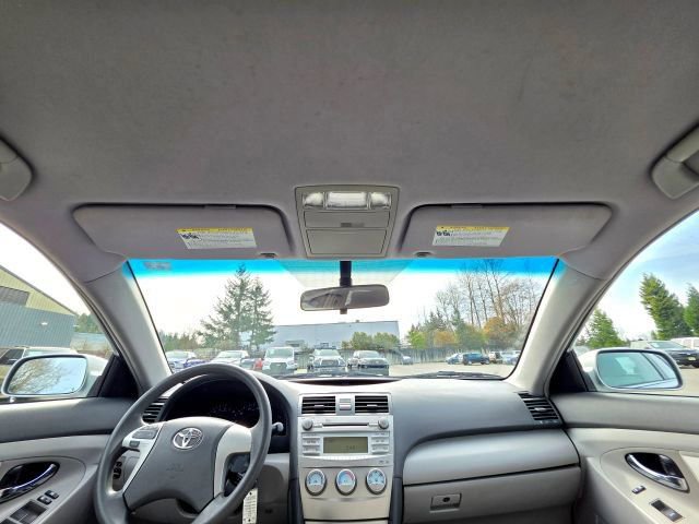 Used 2011 Toyota Camry LE image 23