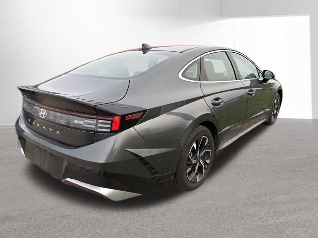 Used 2025 Hyundai Sonata SEL image 4