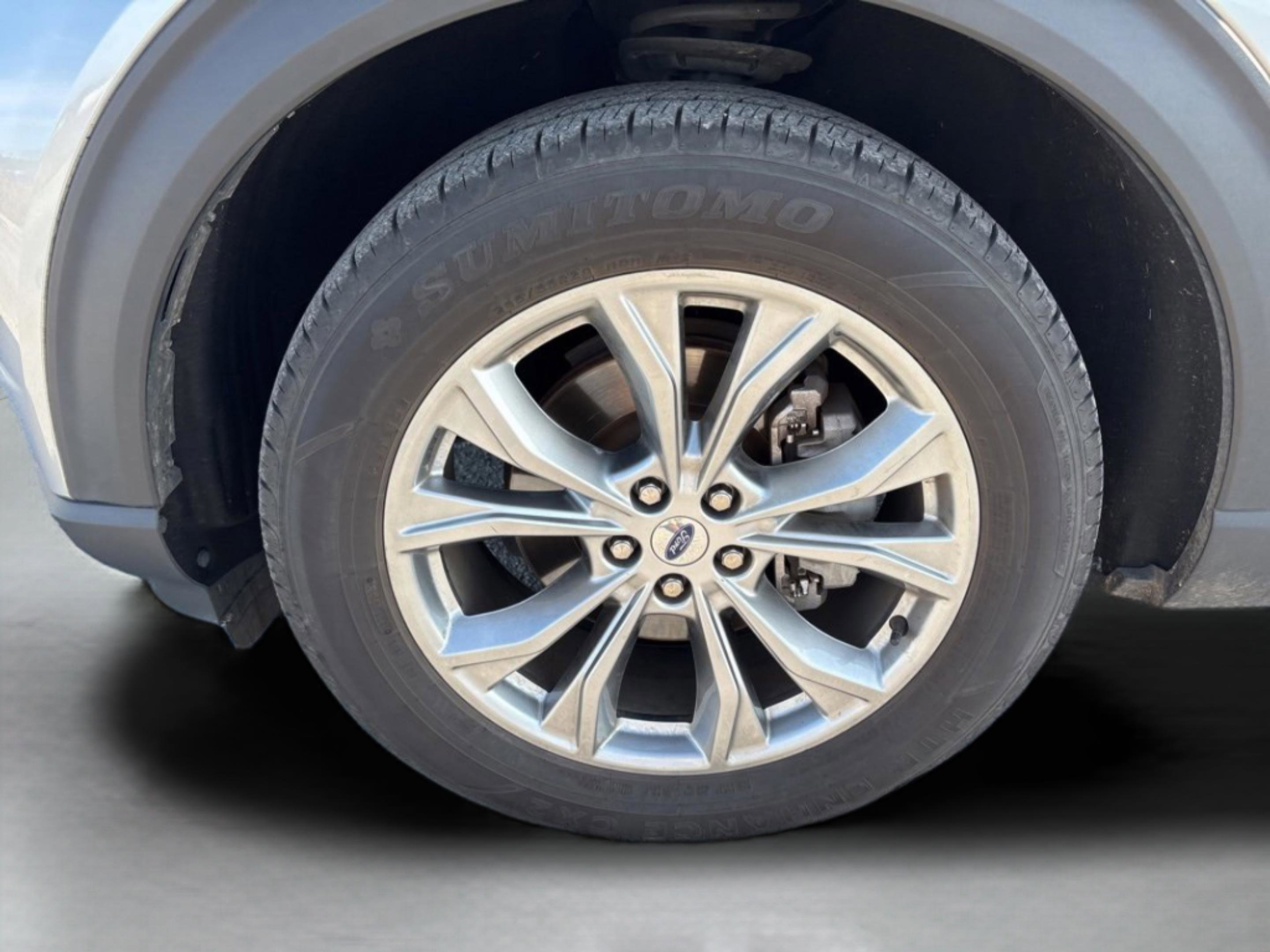 Used 2023 Ford Explorer XLT w/ Equipment Group 202A image 39