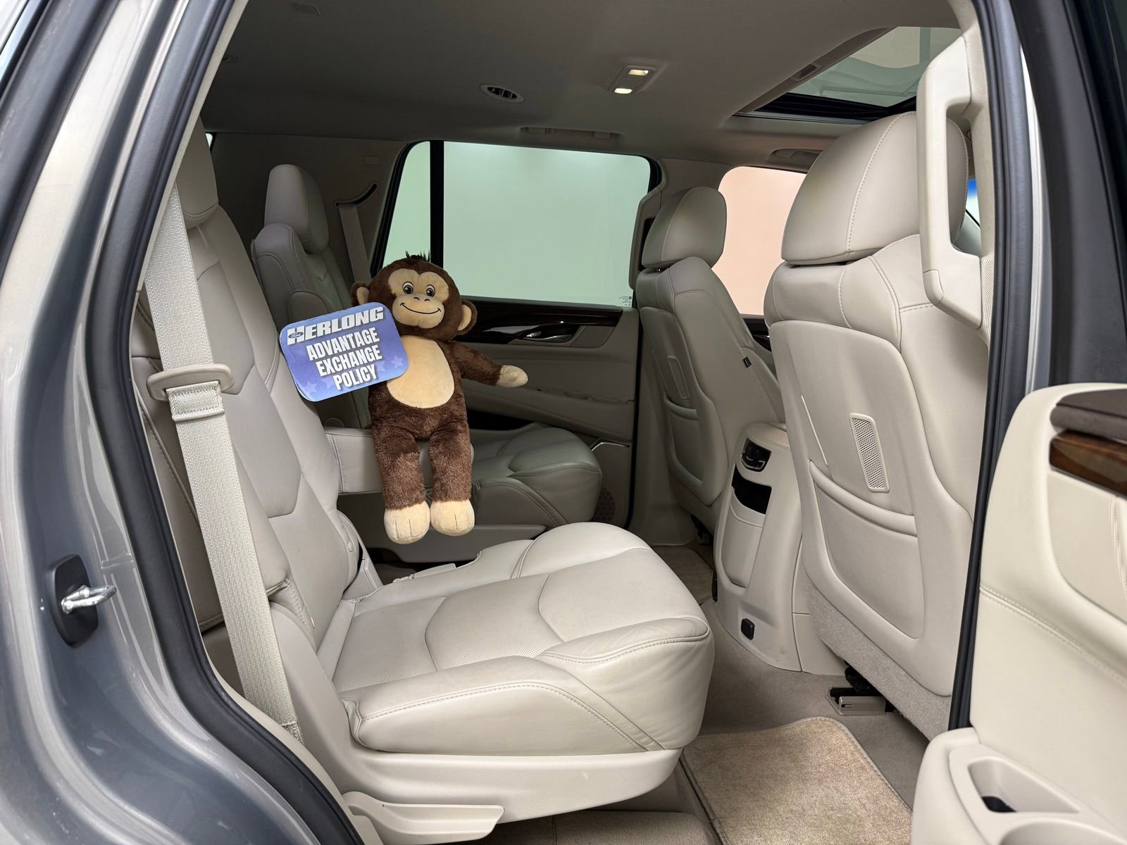 Used 2017 Cadillac Escalade Luxury image 29