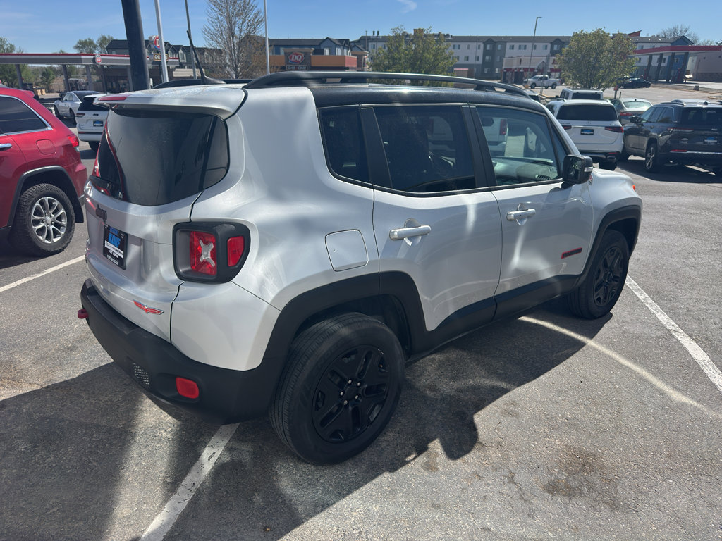 Used 2018 Jeep Renegade Trailhawk w/ Cold Weather Group II image 5
