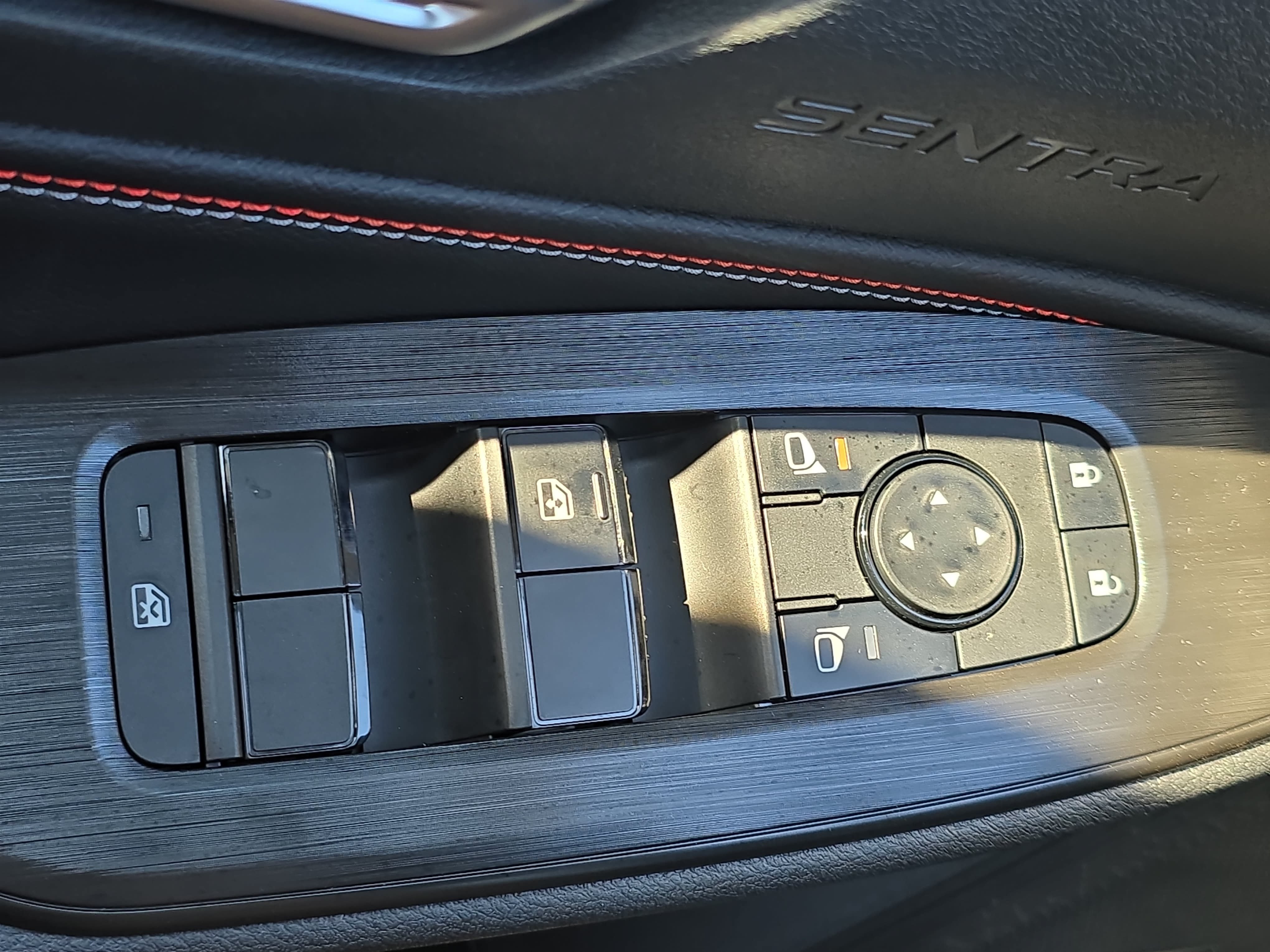 New 2026 Nissan Sentra SR w/ SR Premium Package FWD image 27