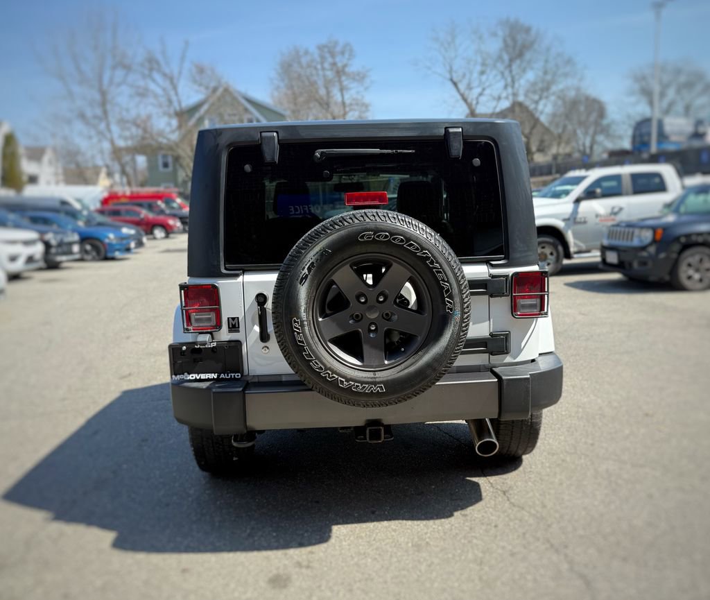 Used 2016 Jeep Wrangler Sport AWD/4WD image 12