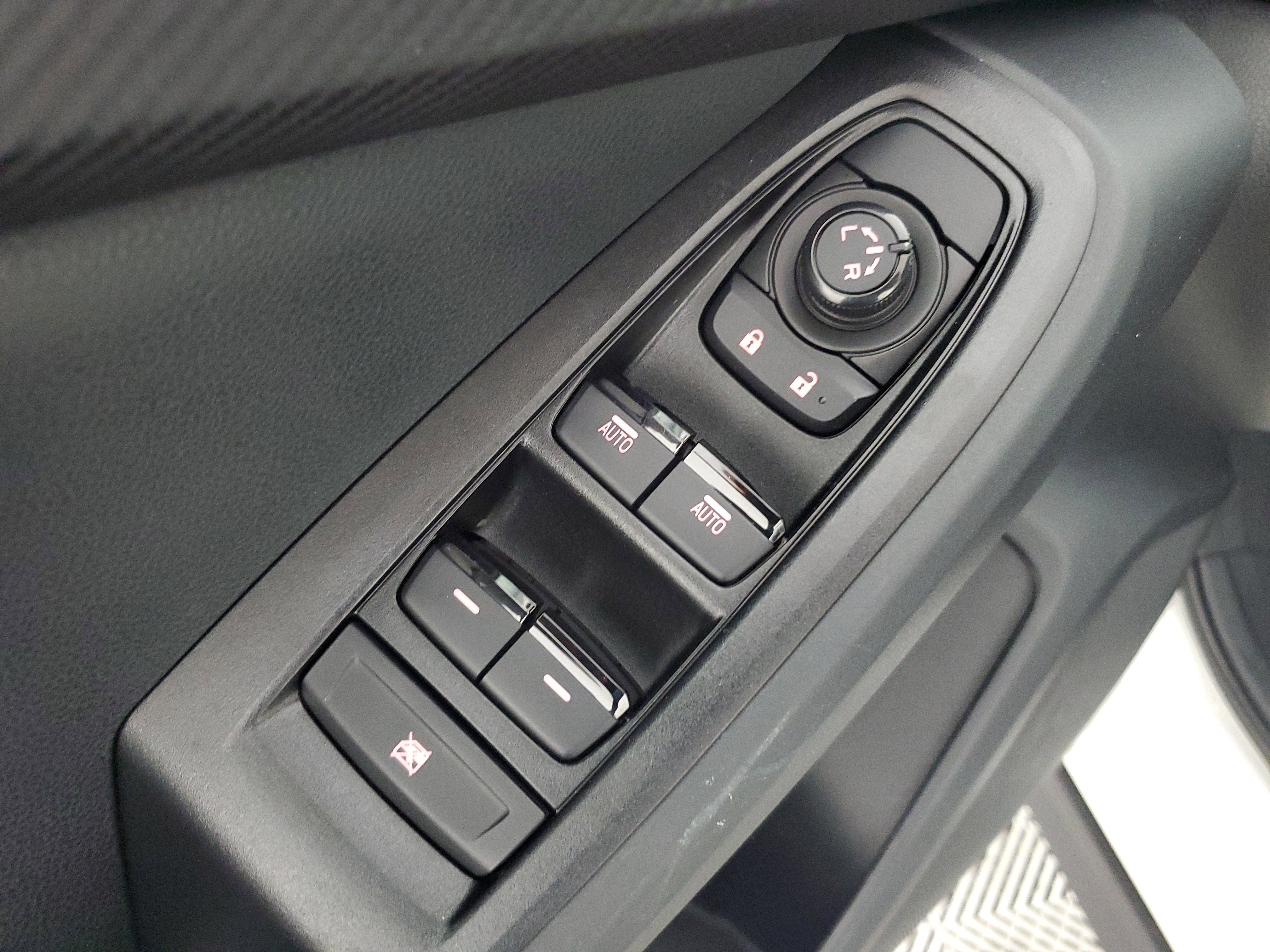 Used 2026 Subaru Crosstrek 2.0i Premium image 30