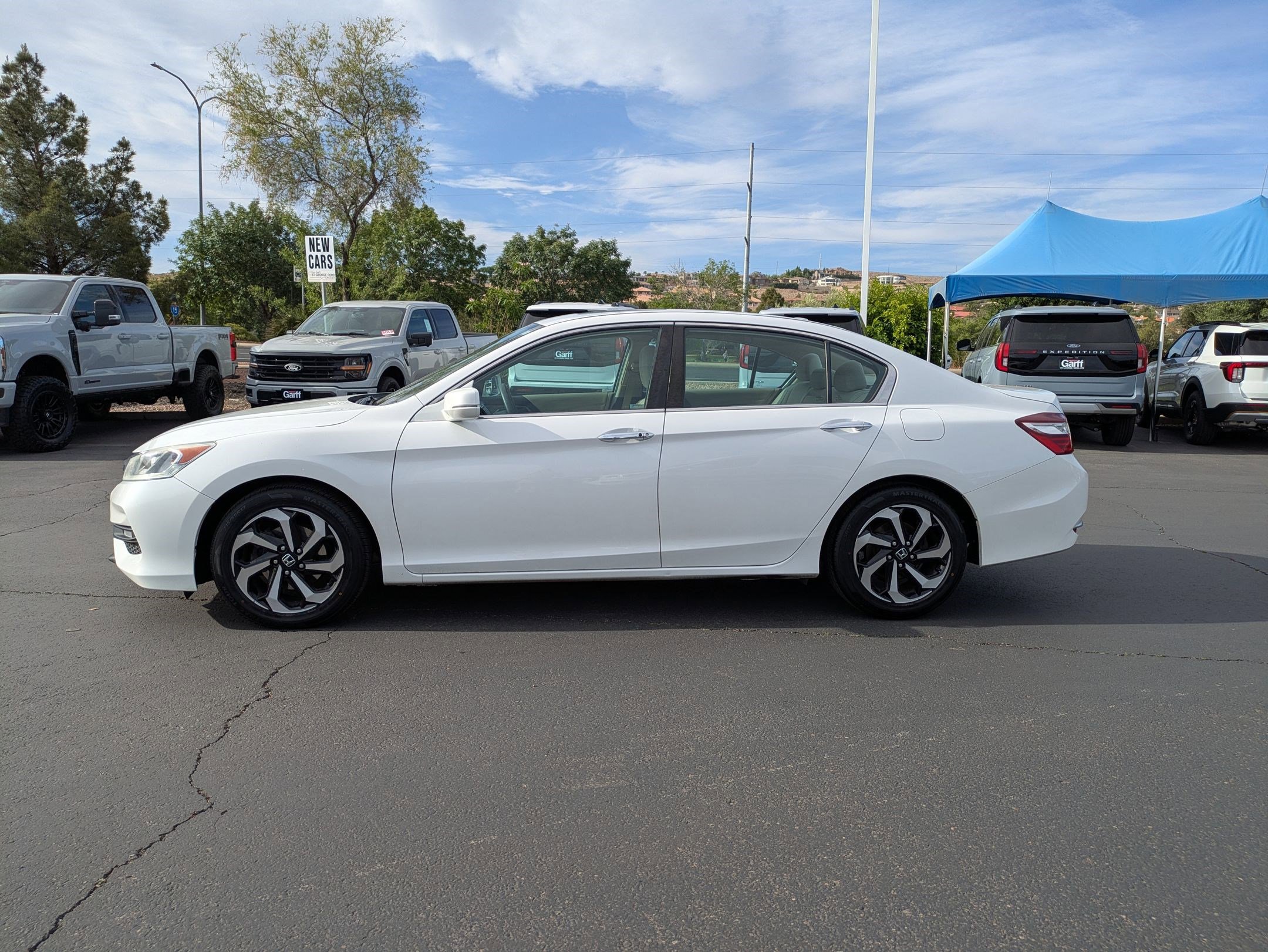 Used 2016 Honda Accord EX image 7