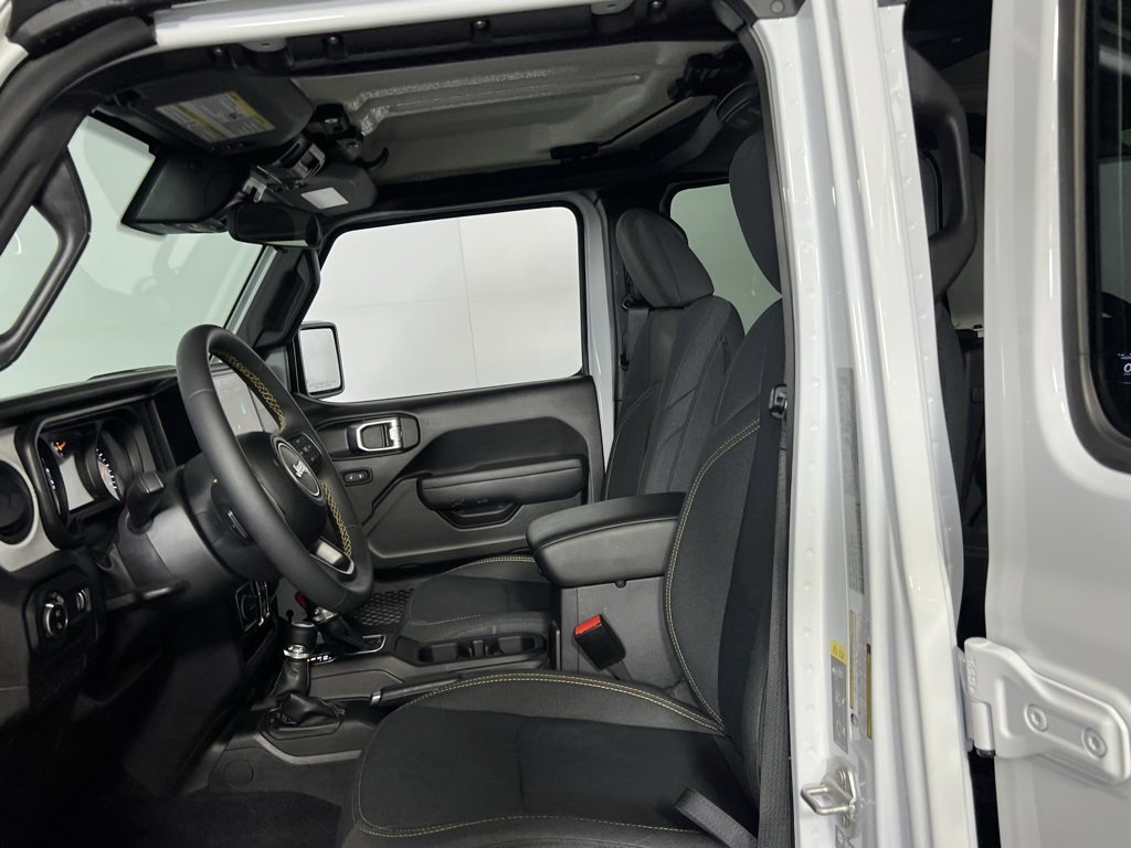 Certified 2024 Jeep Gladiator Sport image 22