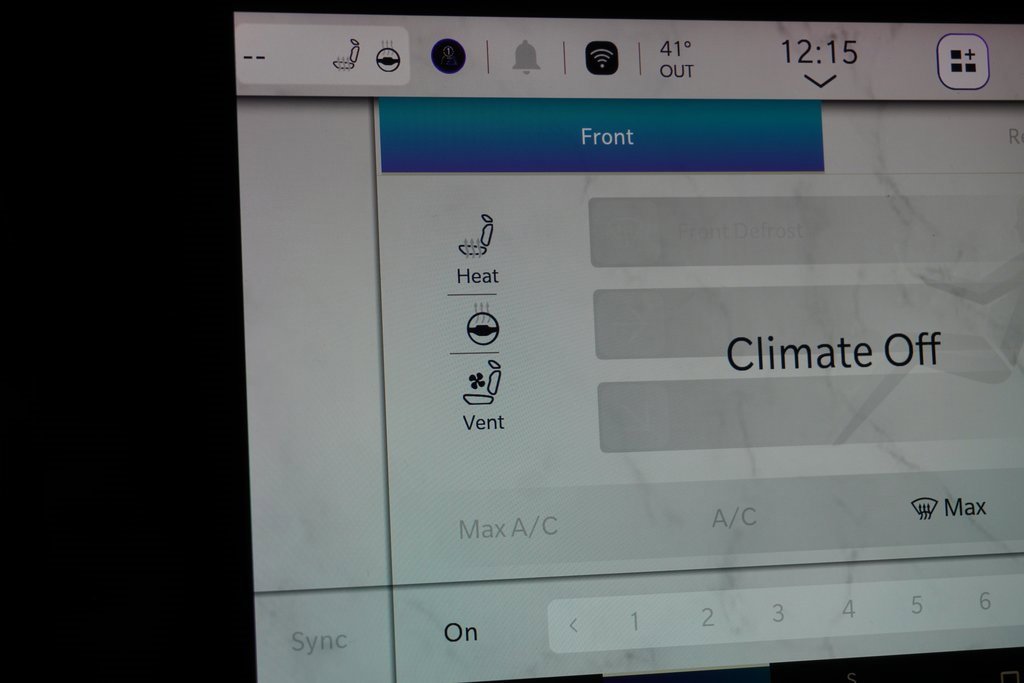 Used 2023 Jeep Wagoneer 4WD w/ Premium Group I image 30