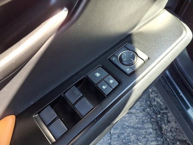 Used 2020 Lexus UX 250h 250h Base w/ Premium Package image 16