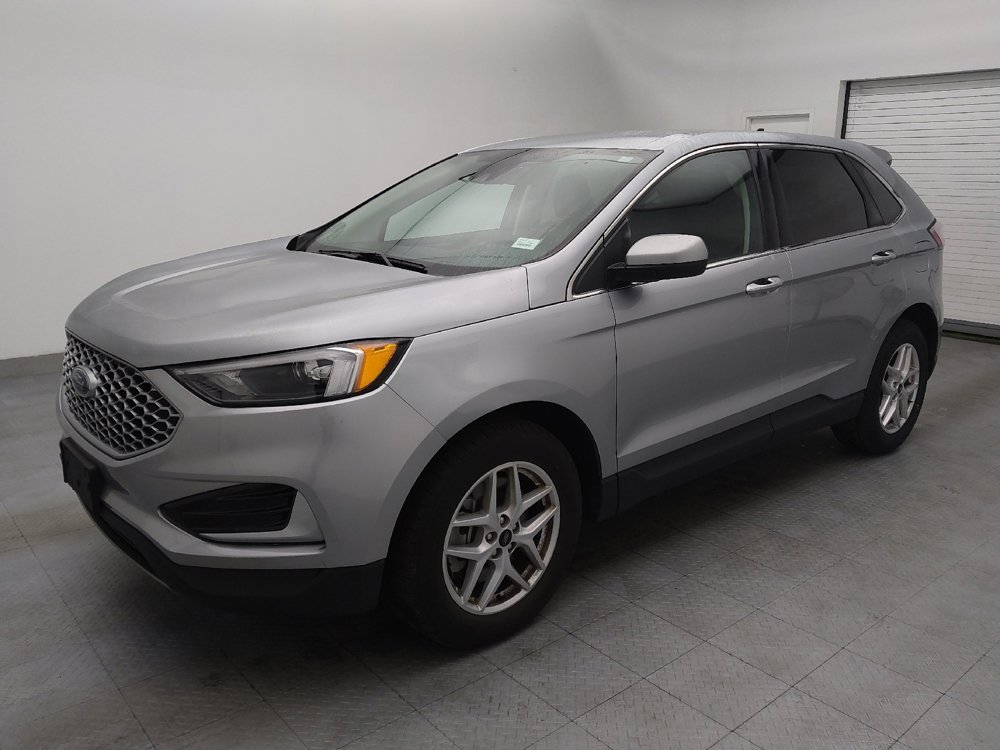 Used 2024 Ford Edge SEL image 2